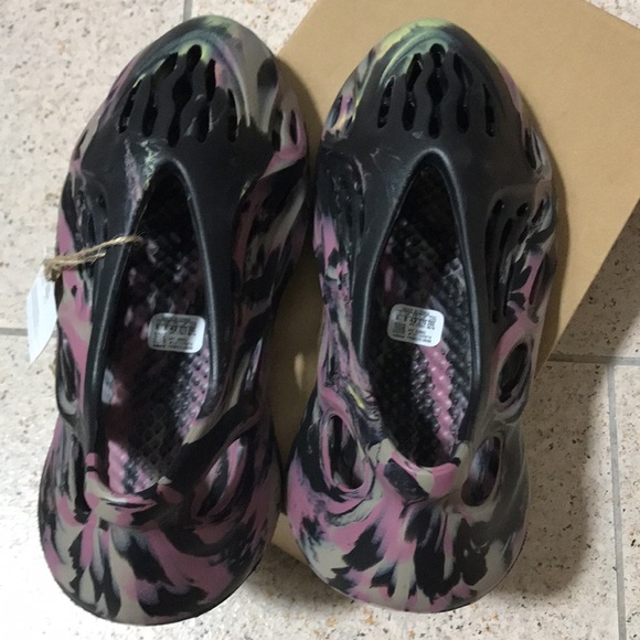 Yeezy Foam Runner size:11 - Picture 7 of 7